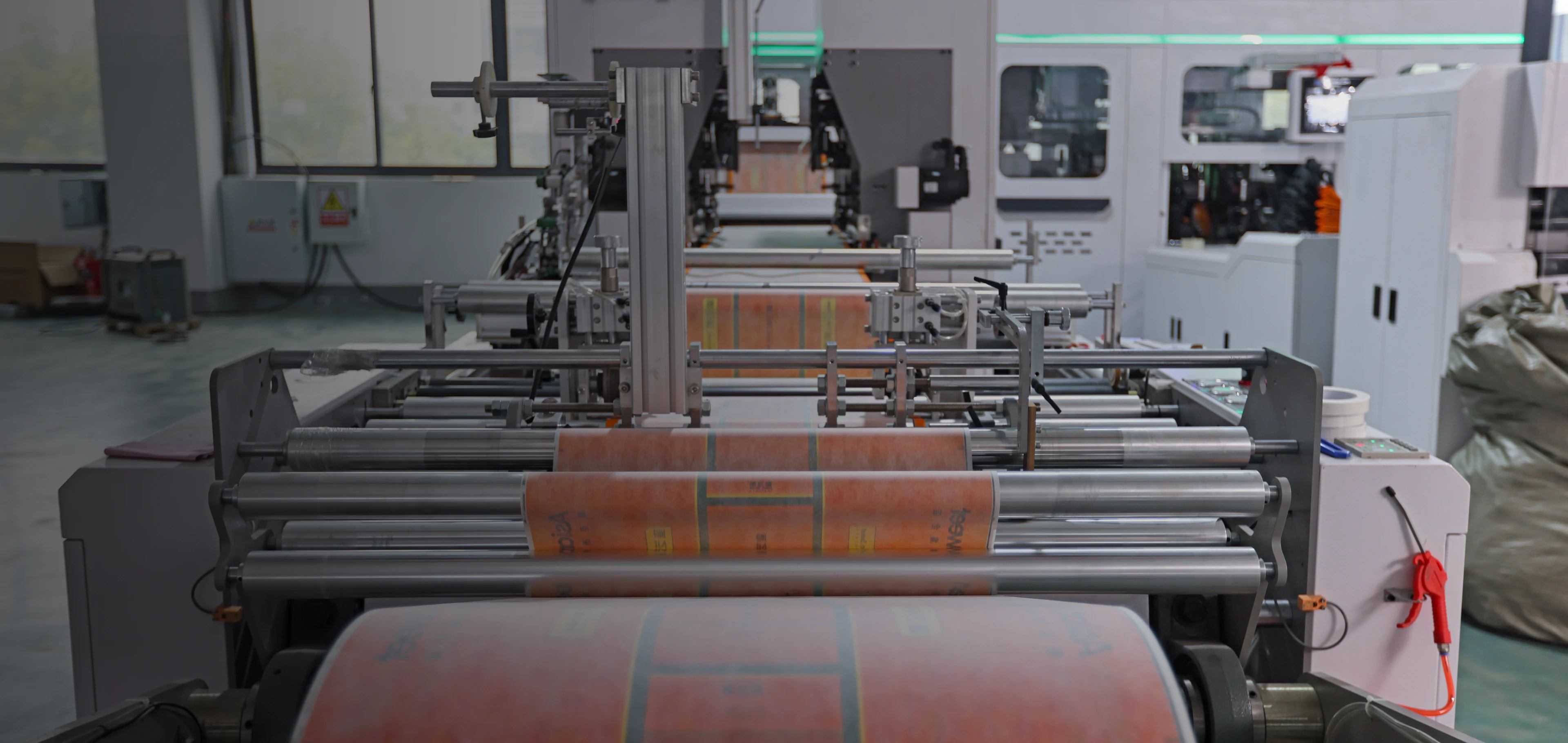 Custom Nonwoven Bags & Floor Protection Manufacturer